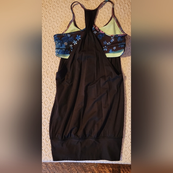 Lululemon tank- navy size 6 - Picture 2 of 3